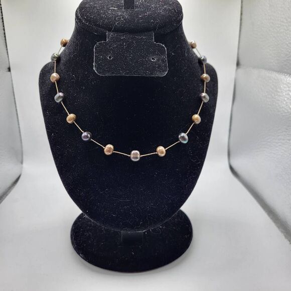 Artisan Jewelry - Stunning Freshwater Pearl Grey and Gold Knotted Floating Necklace 14K Gold Fille